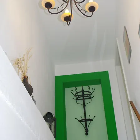 Ferien-wohnung Am Menzer-park Apartmán Neckargemünd