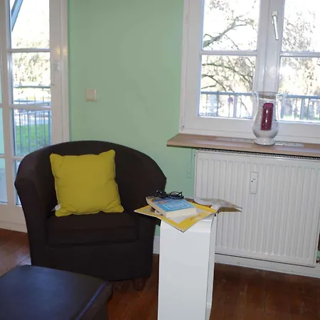 Ferien-wohnung Am Menzer-park