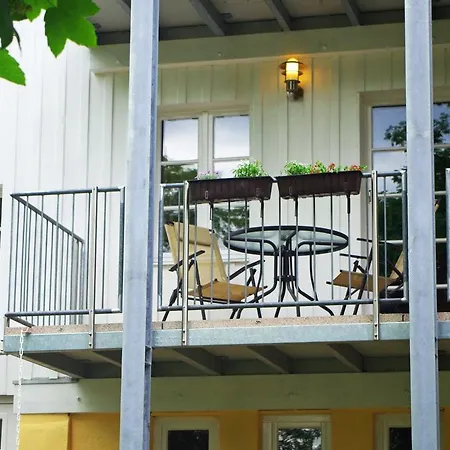 Ferien-wohnung Am Menzer-park Apartmán